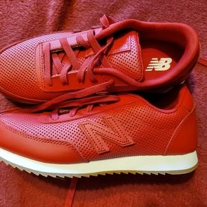 New Balance Casual Sneakers - Red - Men's Size 6.5, Never worn, NWOB